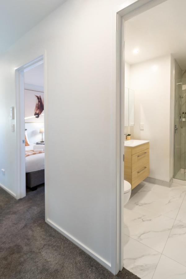 Stylish Home In The Heart Of Christchurch 2 Bed Bagian luar foto