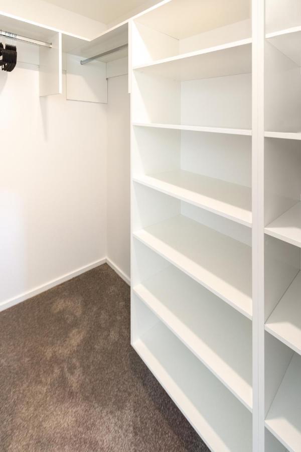 Stylish Home In The Heart Of Christchurch 2 Bed Bagian luar foto
