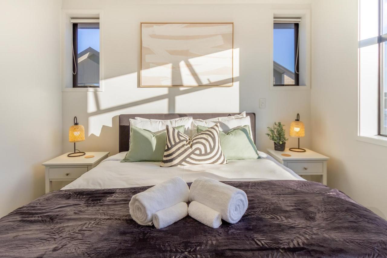 Stylish Home In The Heart Of Christchurch 2 Bed Bagian luar foto