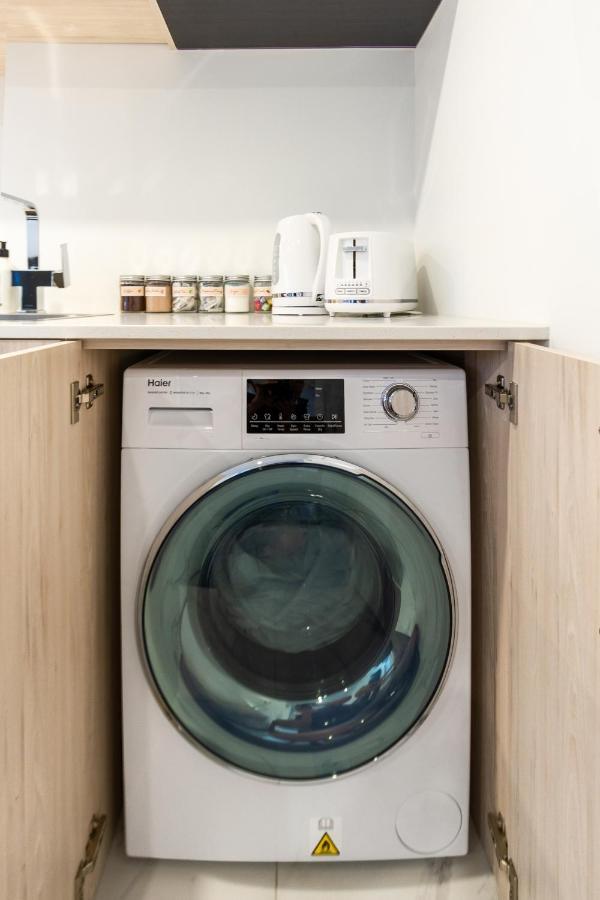 Stylish Home In The Heart Of Christchurch 2 Bed Bagian luar foto