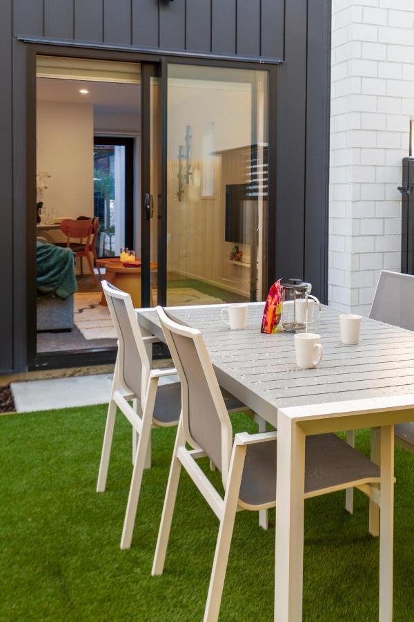 Stylish Home In The Heart Of Christchurch 2 Bed Bagian luar foto