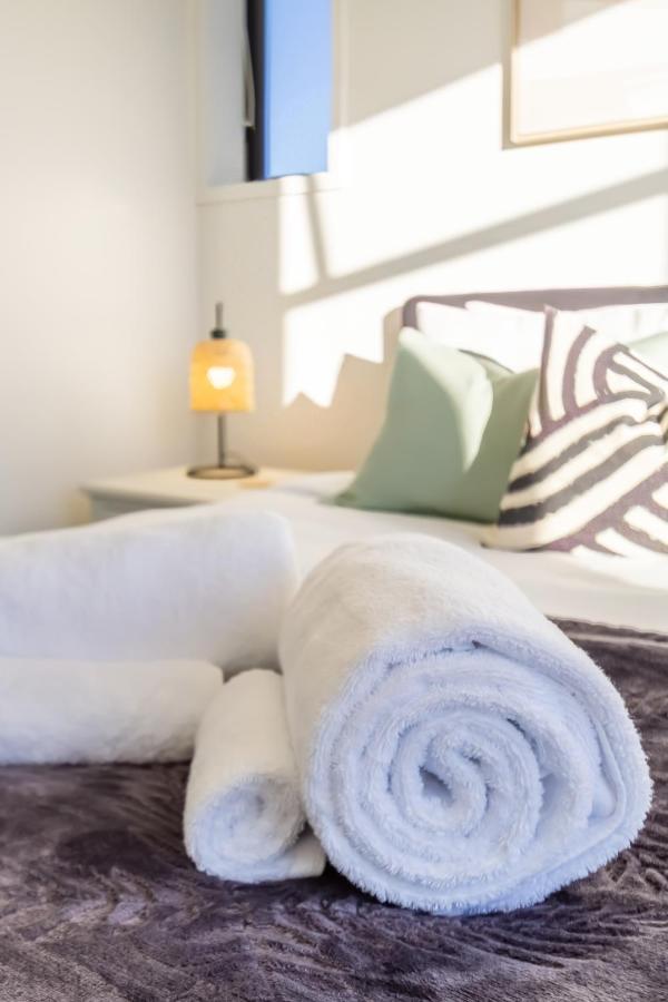 Stylish Home In The Heart Of Christchurch 2 Bed Bagian luar foto